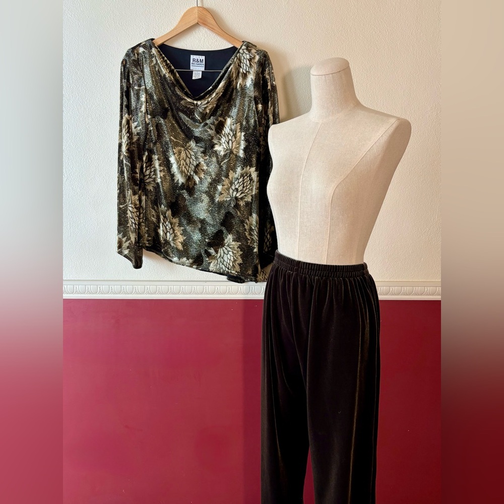 Vintage R&M Richards deep green gold 2-piece pants & cowl neck cold shoulder top - Picture 2 of 16
